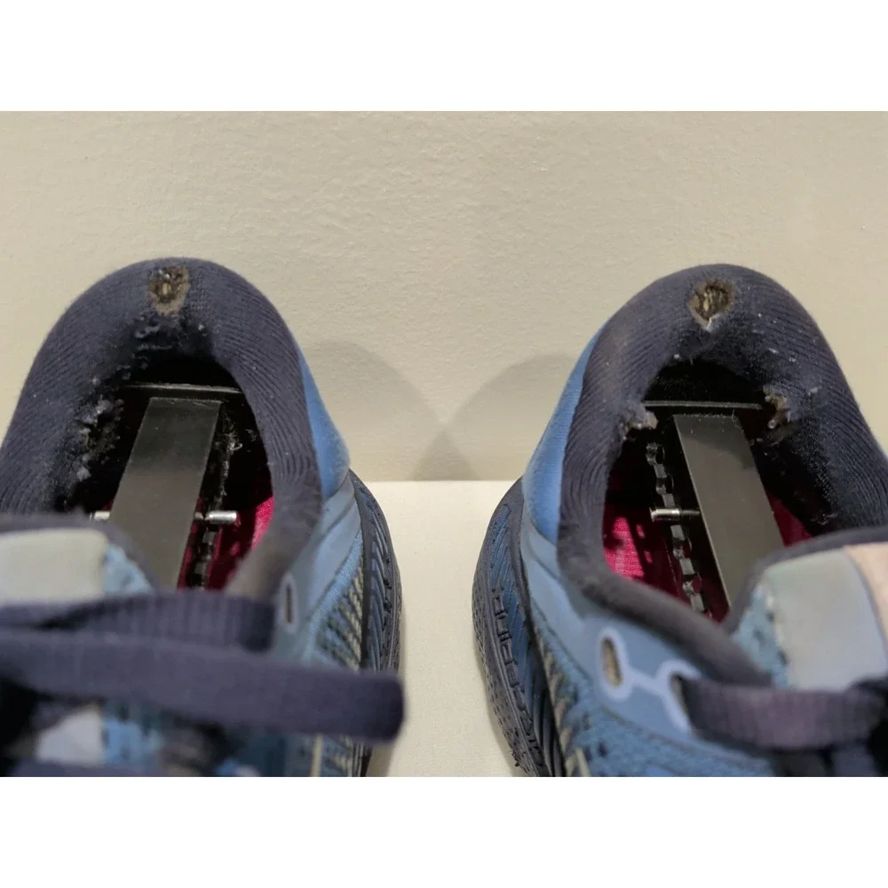 Brooks Adrenaline GTS 22 Womens Size 8.5 Running Shoes Blue/purple/nightlife